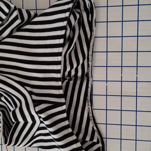 Joe Fresh Mock Neck Sleeveless  Top - Picture 8 of 9